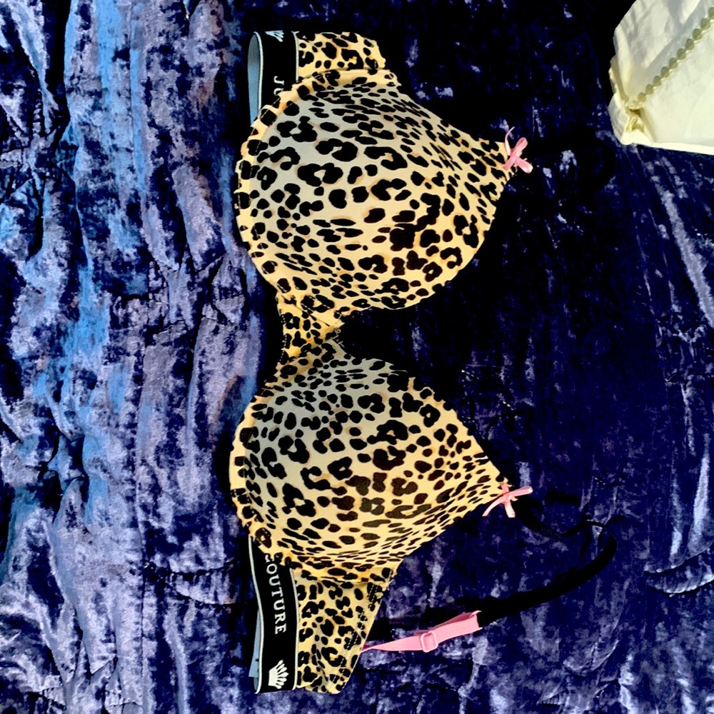 Juicy Couture 36c leopard print bra